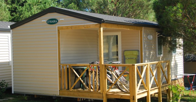 MOBILE HOME COMFORT <br><span class="subtitle-room">2 slaapkamers – 6 pers. max – Bergzijde</span>